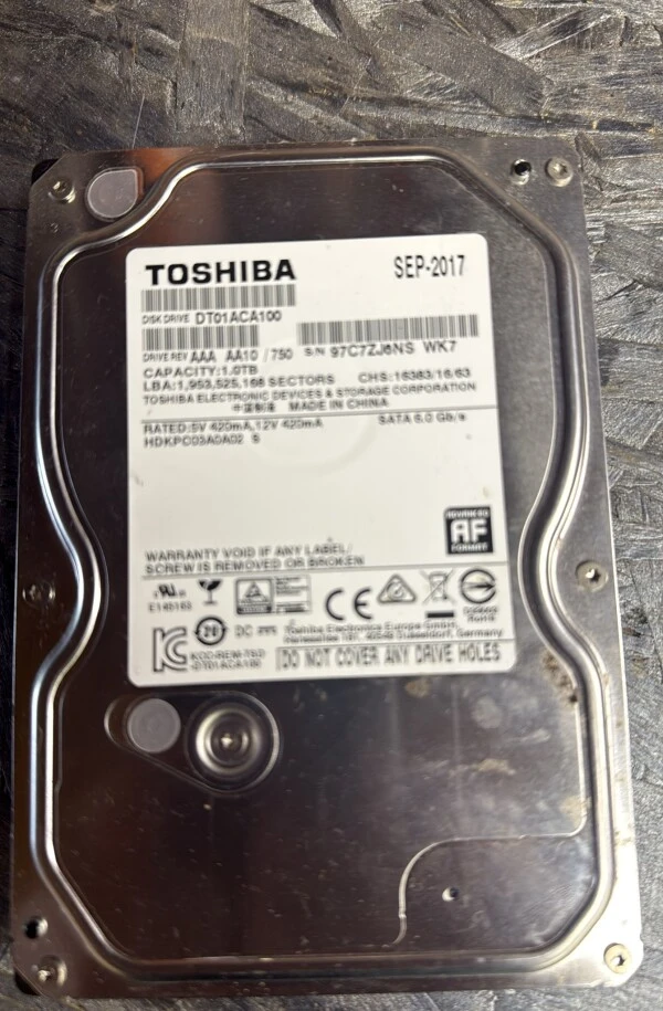 Toshiba DT01ACA100 1TB 3.5" cietais disks
