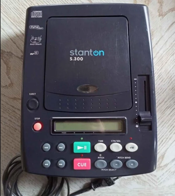 Stanton s300