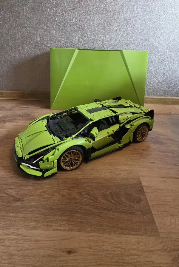 LEGO Technic Lamborghini Sián FKP 37